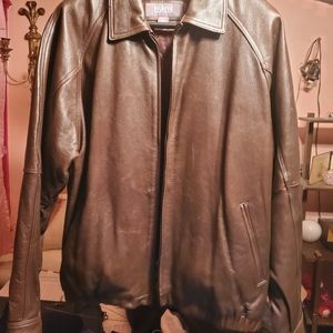 Men's extra large Wilson Leather jacket. Brand new